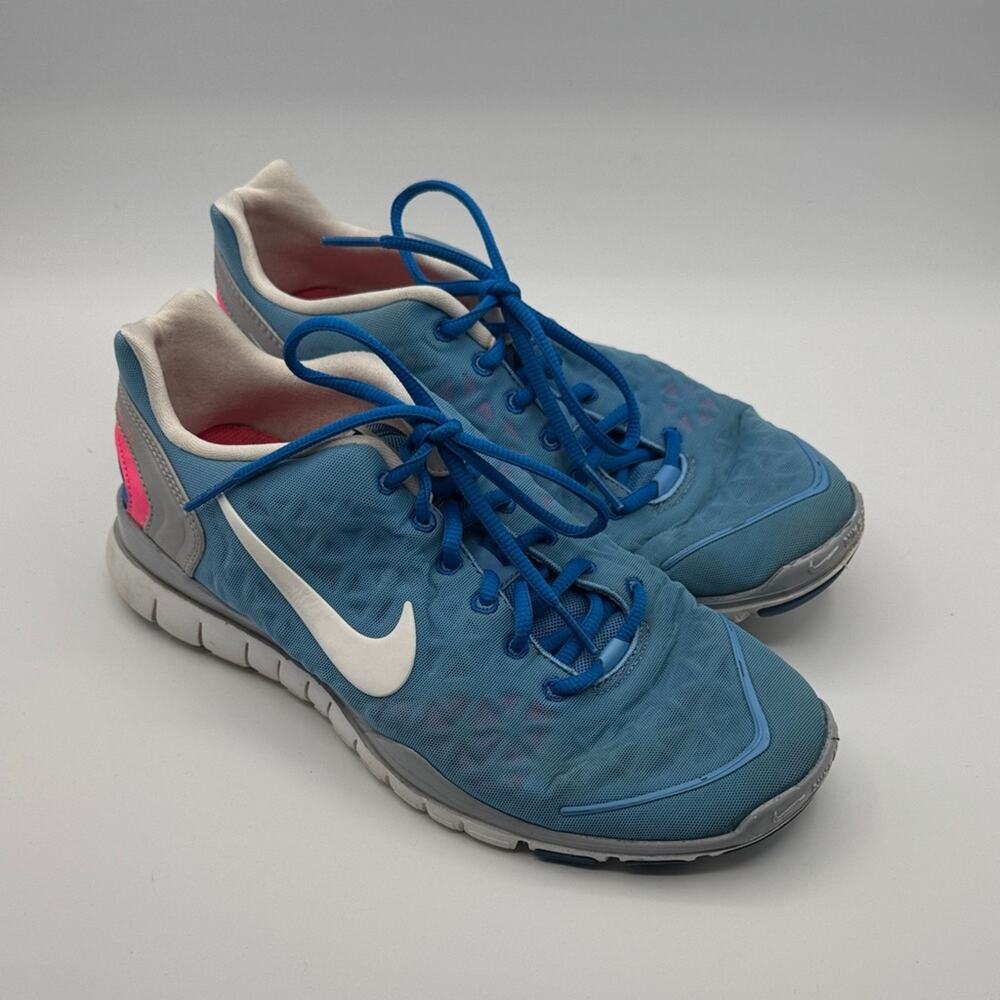 Nike Sneakers - Womens 9